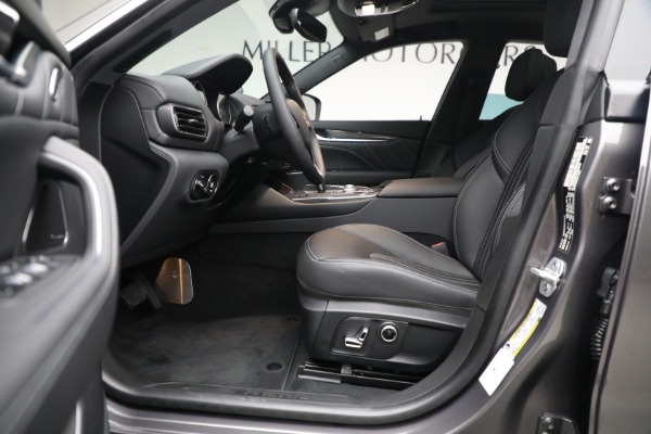 New 2023 Maserati Levante GT for sale $102,195 at Bugatti of Greenwich in Greenwich CT 06830 14
