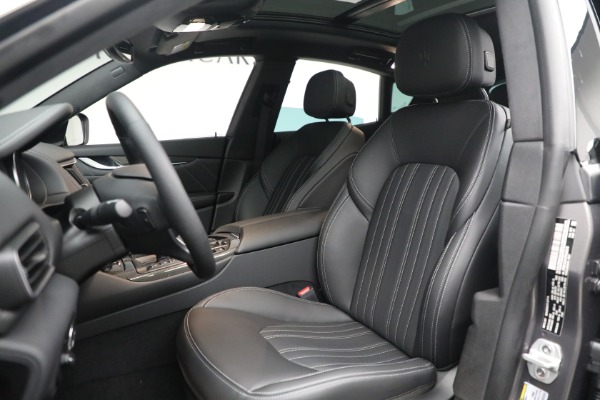 New 2023 Maserati Levante GT for sale $102,195 at Bugatti of Greenwich in Greenwich CT 06830 15
