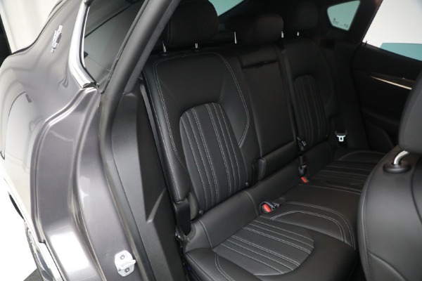 New 2023 Maserati Levante GT for sale $102,195 at Bugatti of Greenwich in Greenwich CT 06830 21