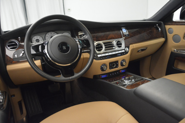 Used 2011 Rolls-Royce Ghost for sale Sold at Bugatti of Greenwich in Greenwich CT 06830 20