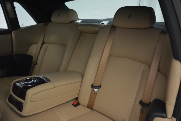 Used 2011 Rolls-Royce Ghost for sale Sold at Bugatti of Greenwich in Greenwich CT 06830 22