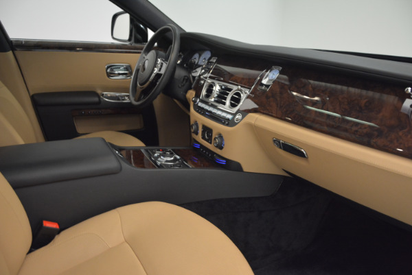 Used 2011 Rolls-Royce Ghost for sale Sold at Bugatti of Greenwich in Greenwich CT 06830 27