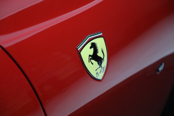 Used 2018 Ferrari 812 Superfast for sale $395,900 at Bugatti of Greenwich in Greenwich CT 06830 20