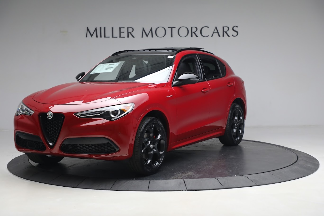 New 2023 Alfa Romeo Stelvio Veloce for sale $54,845 at Bugatti of Greenwich in Greenwich CT 06830 1