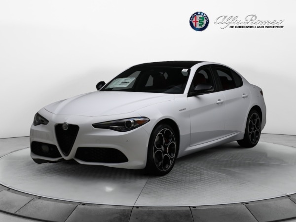 New 2023 Alfa Romeo Giulia Veloce for sale Sold at Bugatti of Greenwich in Greenwich CT 06830 2