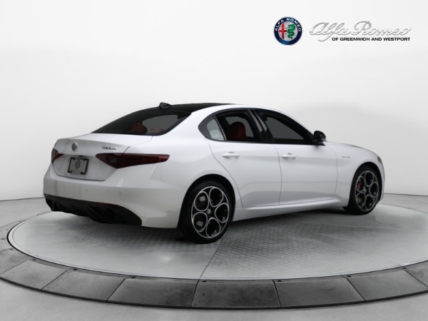 New 2023 Alfa Romeo Giulia Veloce for sale Sold at Bugatti of Greenwich in Greenwich CT 06830 9