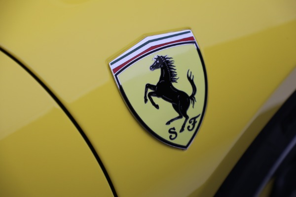 Used 2022 Ferrari SF90 Spider for sale $699,900 at Bugatti of Greenwich in Greenwich CT 06830 26