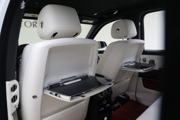 New 2023 Rolls-Royce Black Badge Cullinan for sale $481,500 at Bugatti of Greenwich in Greenwich CT 06830 17