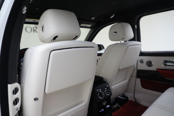 New 2023 Rolls-Royce Black Badge Cullinan for sale $481,500 at Bugatti of Greenwich in Greenwich CT 06830 18