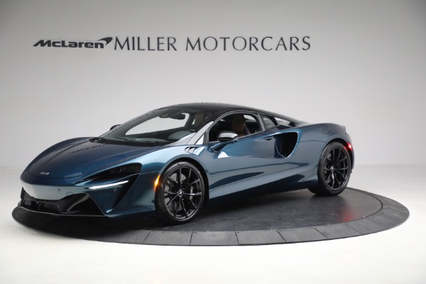 New 2023 McLaren Artura TechLux for sale $263,525 at Bugatti of Greenwich in Greenwich CT 06830 2