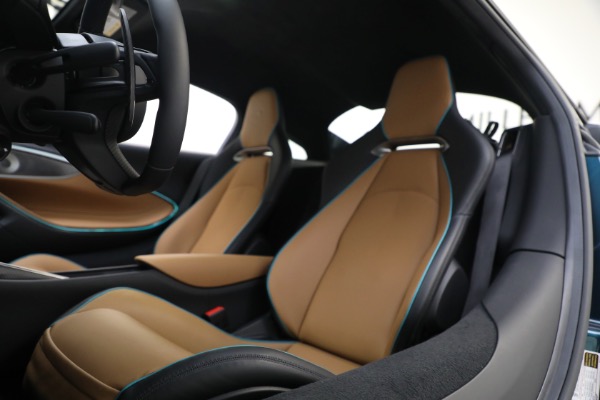 New 2023 McLaren Artura TechLux for sale $263,525 at Bugatti of Greenwich in Greenwich CT 06830 20
