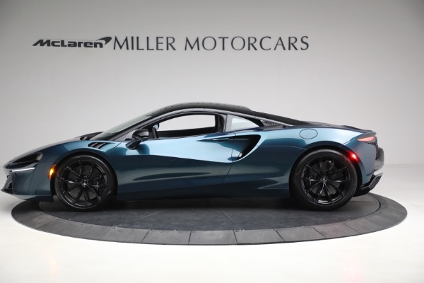 New 2023 McLaren Artura TechLux for sale $263,525 at Bugatti of Greenwich in Greenwich CT 06830 3