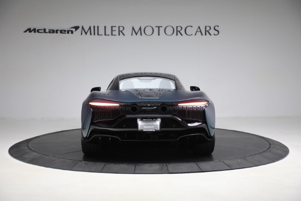 New 2023 McLaren Artura TechLux for sale $263,525 at Bugatti of Greenwich in Greenwich CT 06830 6