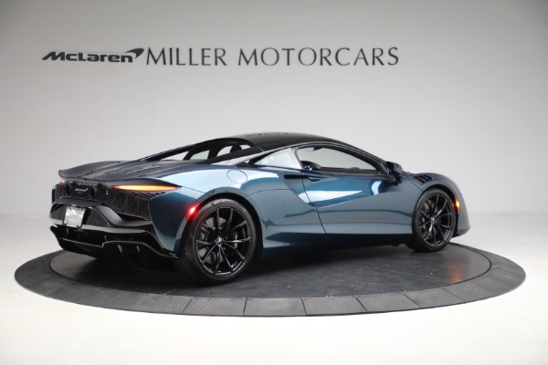 New 2023 McLaren Artura TechLux for sale $263,525 at Bugatti of Greenwich in Greenwich CT 06830 8