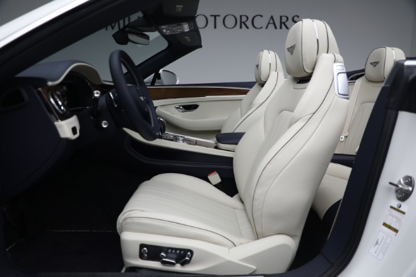 New 2023 Bentley Continental GTC V8 for sale $290,700 at Bugatti of Greenwich in Greenwich CT 06830 24