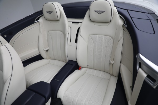 New 2023 Bentley Continental GTC V8 for sale $290,700 at Bugatti of Greenwich in Greenwich CT 06830 26