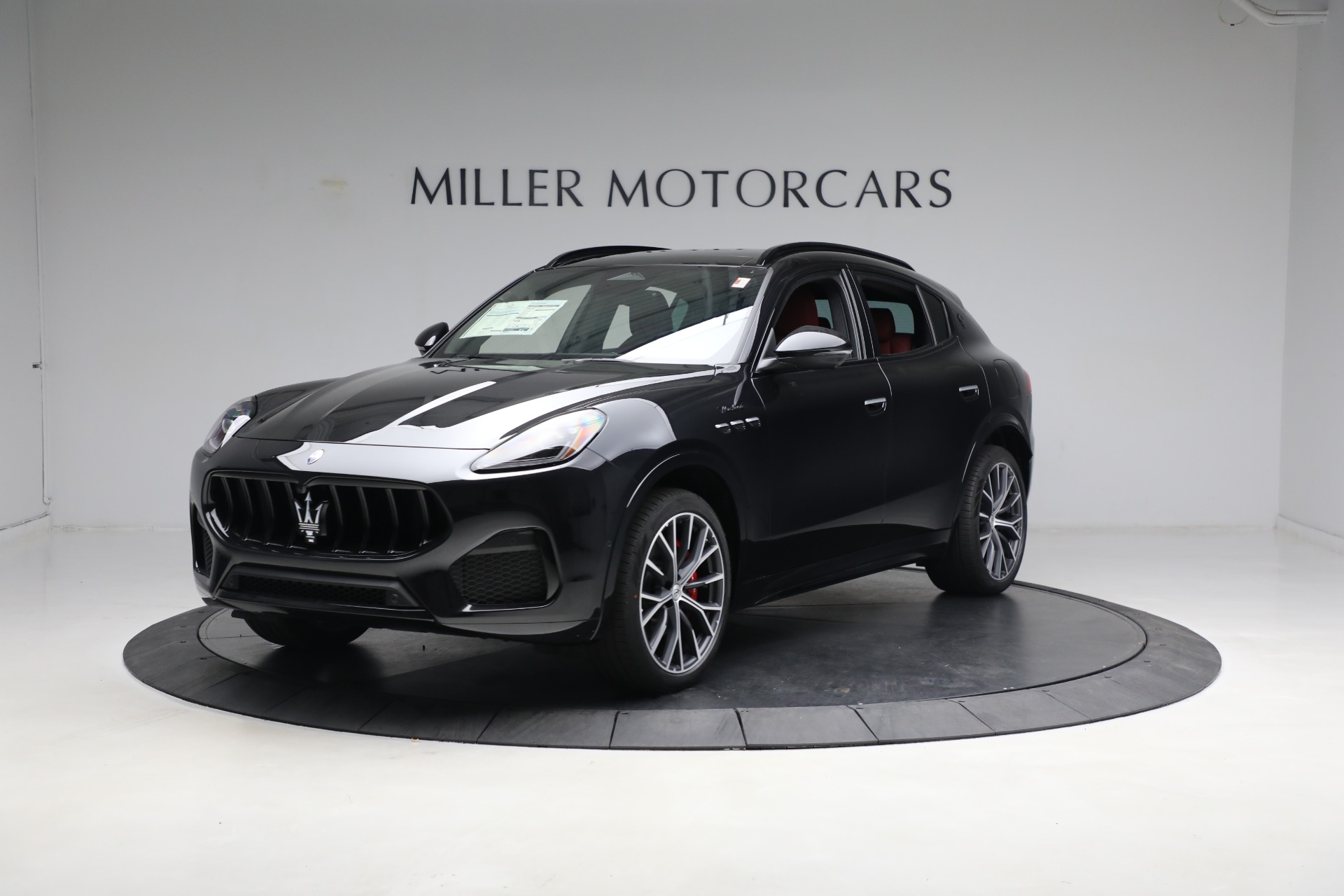 New 2023 Maserati Grecale Modena for sale $92,961 at Bugatti of Greenwich in Greenwich CT 06830 1
