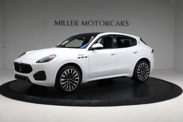 New 2023 Maserati Grecale Modena for sale Sold at Bugatti of Greenwich in Greenwich CT 06830 3