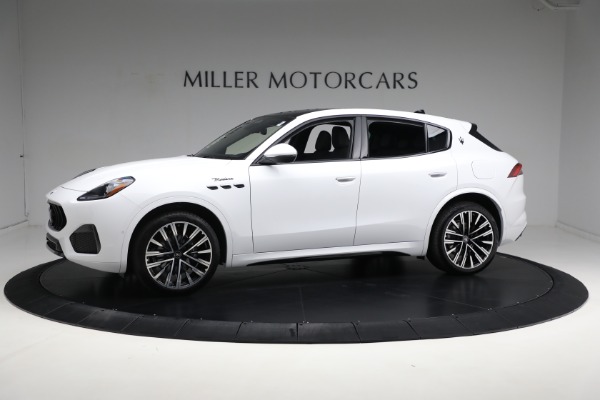 New 2023 Maserati Grecale Modena for sale Sold at Bugatti of Greenwich in Greenwich CT 06830 4
