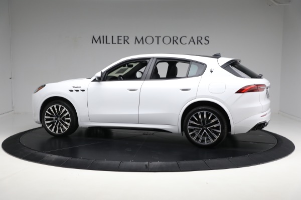 New 2023 Maserati Grecale Modena for sale Sold at Bugatti of Greenwich in Greenwich CT 06830 7