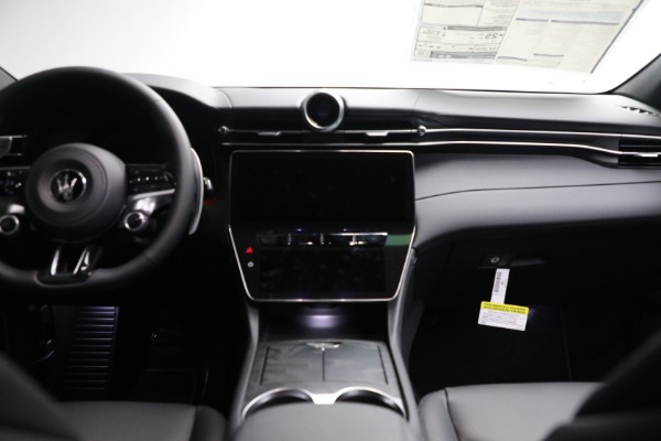 New 2023 Maserati Grecale Modena for sale $78,601 at Bugatti of Greenwich in Greenwich CT 06830 26