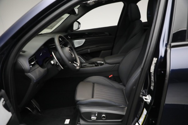 New 2023 Maserati Grecale PrimaSerie Modena for sale $94,101 at Bugatti of Greenwich in Greenwich CT 06830 17