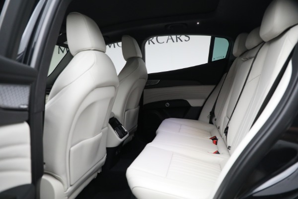 New 2023 Maserati Grecale Modena for sale $85,101 at Bugatti of Greenwich in Greenwich CT 06830 18