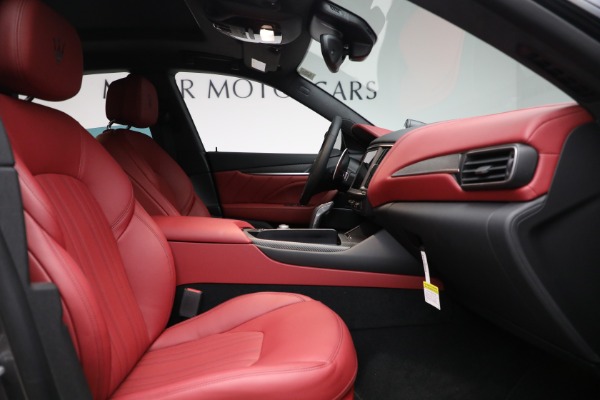 New 2023 Maserati Levante Modena for sale $117,285 at Bugatti of Greenwich in Greenwich CT 06830 16