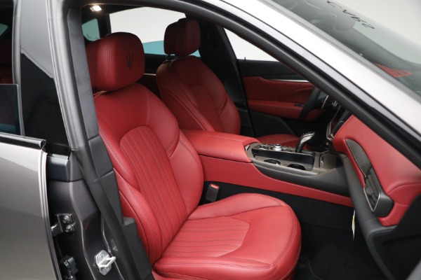 New 2023 Maserati Levante Modena for sale $117,285 at Bugatti of Greenwich in Greenwich CT 06830 17