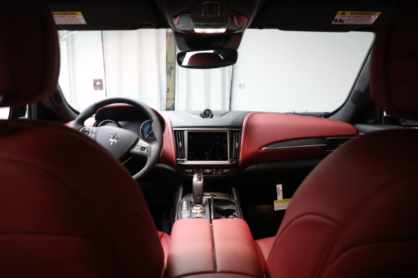 New 2023 Maserati Levante Modena for sale $117,285 at Bugatti of Greenwich in Greenwich CT 06830 27