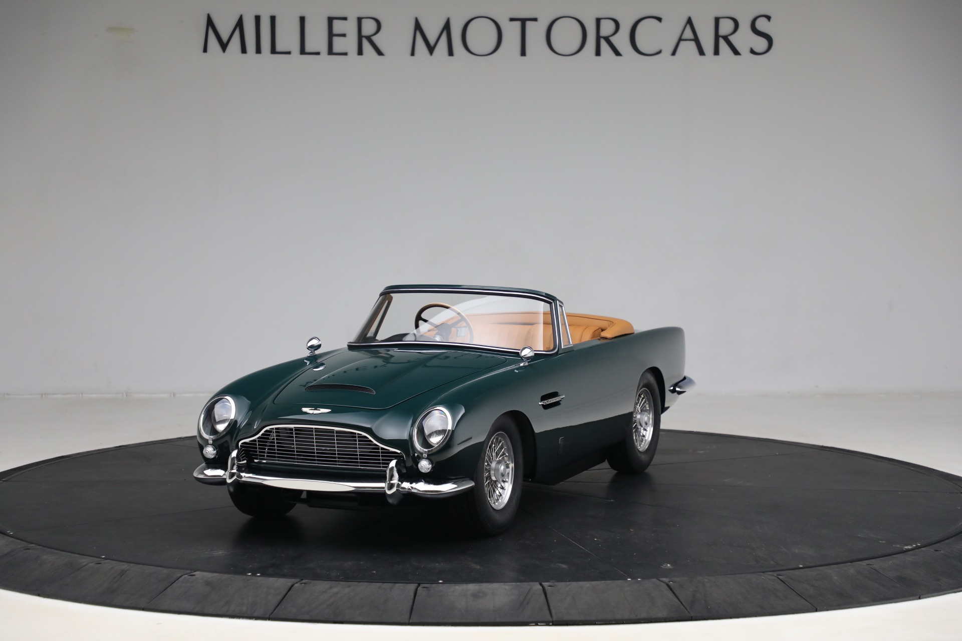 New 2023 Aston Martin DB5 for sale $78,000 at Bugatti of Greenwich in Greenwich CT 06830 1