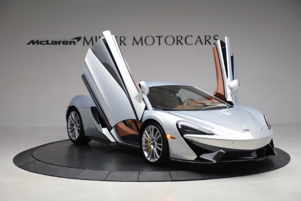 Used 2017 McLaren 570S for sale $166,900 at Bugatti of Greenwich in Greenwich CT 06830 17