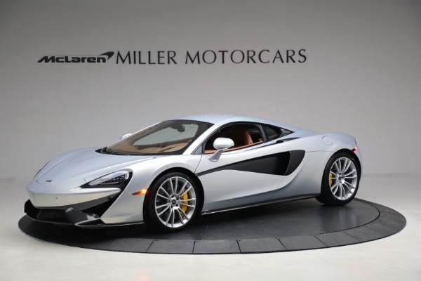 Used 2017 McLaren 570S for sale $166,900 at Bugatti of Greenwich in Greenwich CT 06830 2