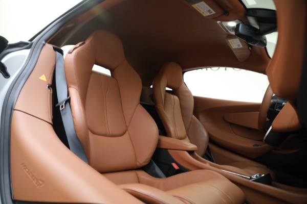 Used 2017 McLaren 570S for sale $166,900 at Bugatti of Greenwich in Greenwich CT 06830 21
