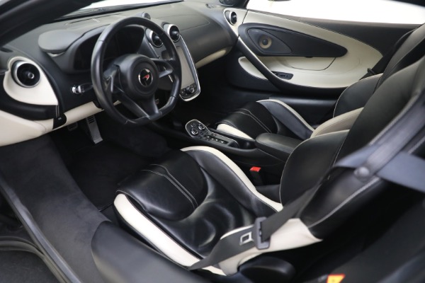 Used 2017 McLaren 570S for sale $138,900 at Bugatti of Greenwich in Greenwich CT 06830 22