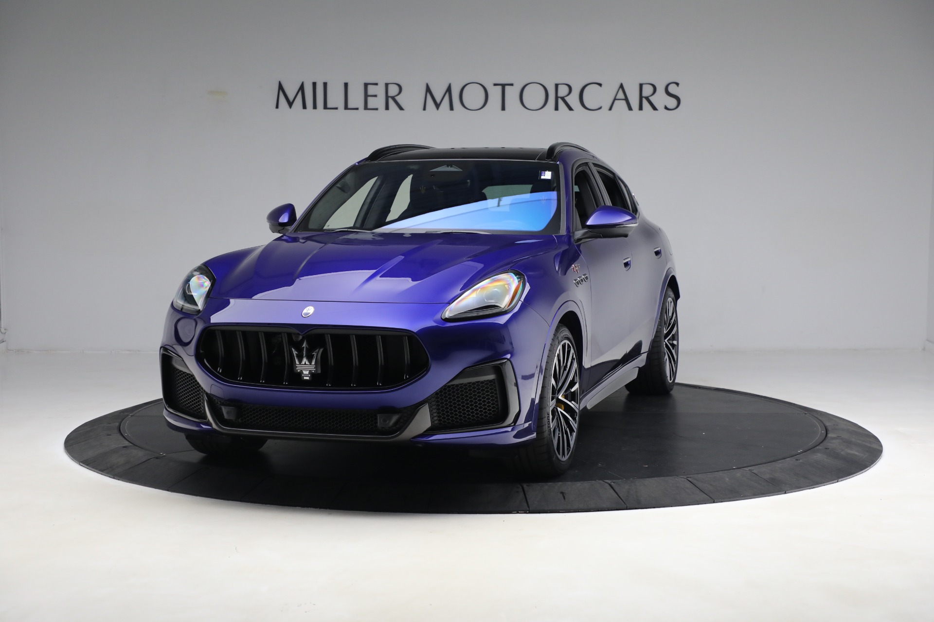 New 2023 Maserati Grecale Trofeo for sale $96,525 at Bugatti of Greenwich in Greenwich CT 06830 1