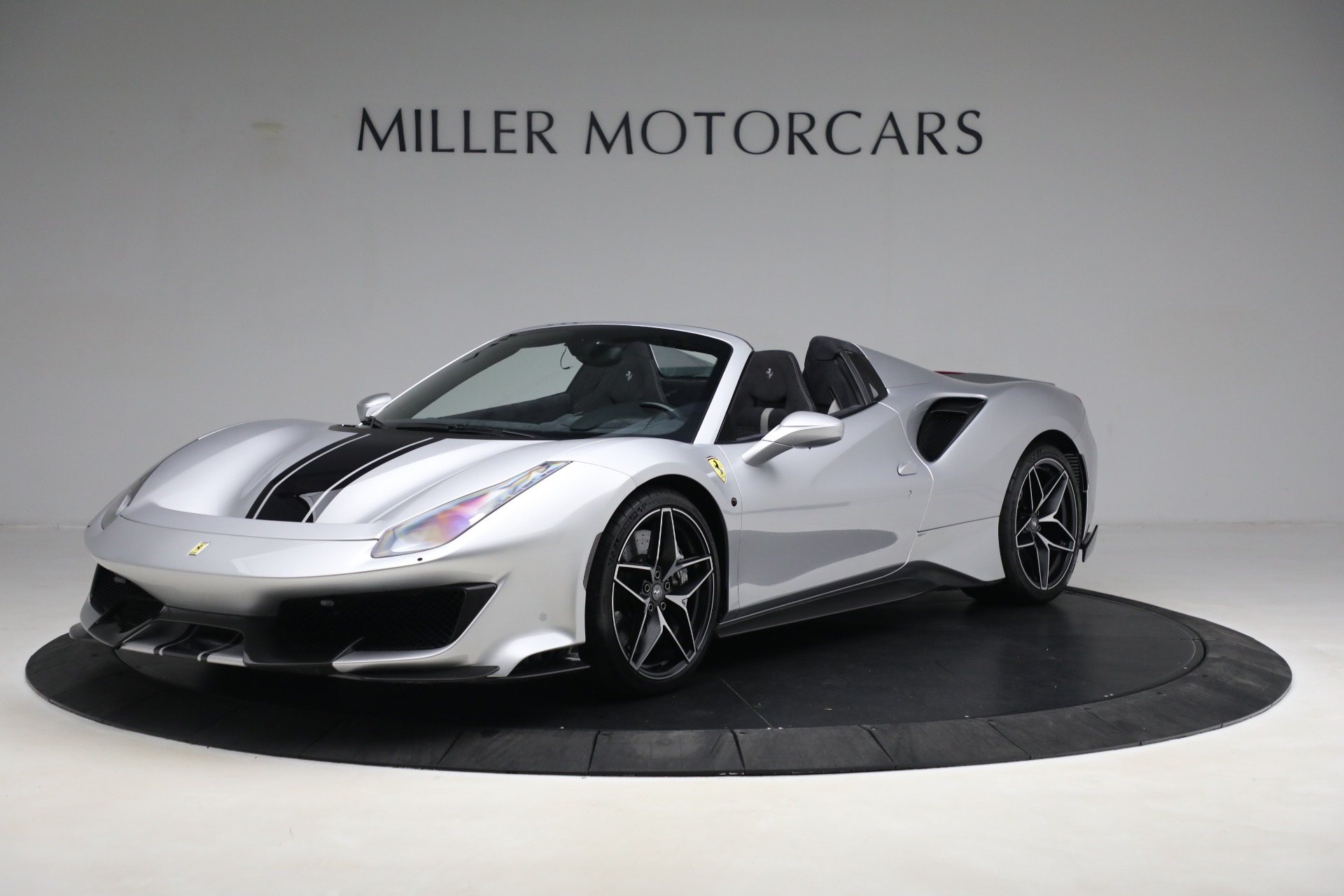 Used 2020 Ferrari 488 Pista Spider for sale $689,900 at Bugatti of Greenwich in Greenwich CT 06830 1