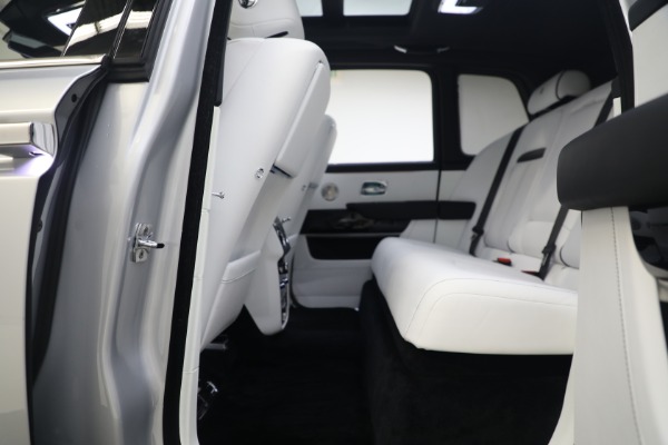 Used 2020 Rolls-Royce Cullinan for sale $305,900 at Bugatti of Greenwich in Greenwich CT 06830 23