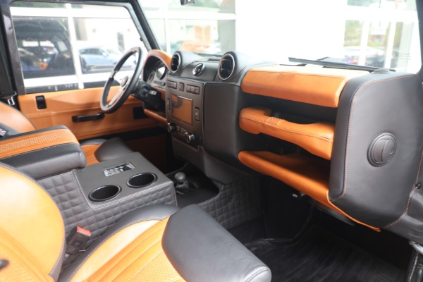 Used 1983 Land Rover Defender 110 Double Cab 6x6 Edition for sale $399,900 at Bugatti of Greenwich in Greenwich CT 06830 12