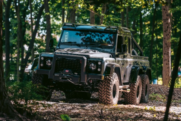 Used 1983 Land Rover Defender 110 Double Cab 6x6 Edition for sale $399,900 at Bugatti of Greenwich in Greenwich CT 06830 20