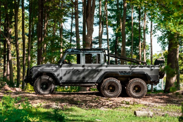 Used 1983 Land Rover Defender 110 Double Cab 6x6 Edition for sale $399,900 at Bugatti of Greenwich in Greenwich CT 06830 21