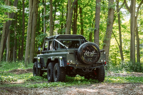 Used 1983 Land Rover Defender 110 Double Cab 6x6 Edition for sale $399,900 at Bugatti of Greenwich in Greenwich CT 06830 23