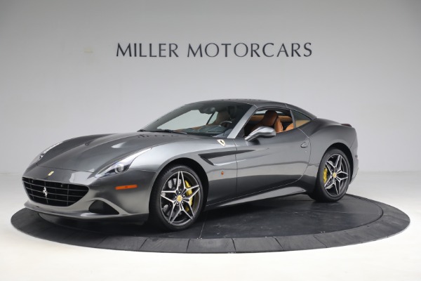Used 2017 Ferrari California T for sale $151,900 at Bugatti of Greenwich in Greenwich CT 06830 10