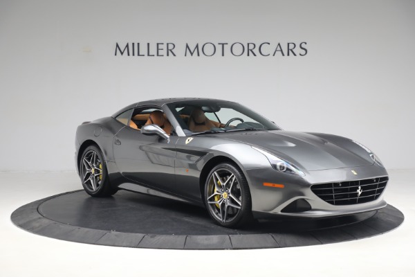 Used 2017 Ferrari California T for sale $151,900 at Bugatti of Greenwich in Greenwich CT 06830 14