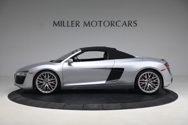 Used 2015 Audi R8 4.2 quattro Spyder for sale $149,900 at Bugatti of Greenwich in Greenwich CT 06830 14