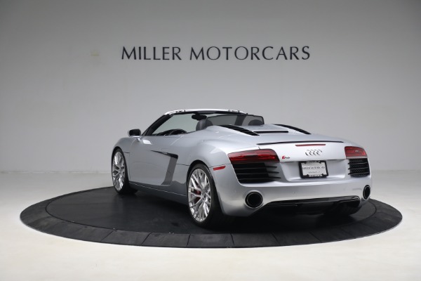 Used 2015 Audi R8 4.2 quattro Spyder for sale $149,900 at Bugatti of Greenwich in Greenwich CT 06830 5