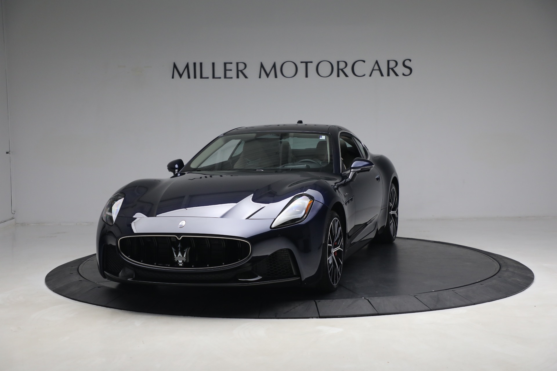 New 2024 Maserati GranTurismo Modena for sale $198,315 at Bugatti of Greenwich in Greenwich CT 06830 1
