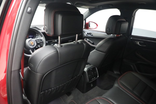 Used 2022 Porsche Macan GTS for sale $82,900 at Bugatti of Greenwich in Greenwich CT 06830 17