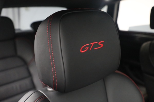 Used 2022 Porsche Macan GTS for sale $82,900 at Bugatti of Greenwich in Greenwich CT 06830 23