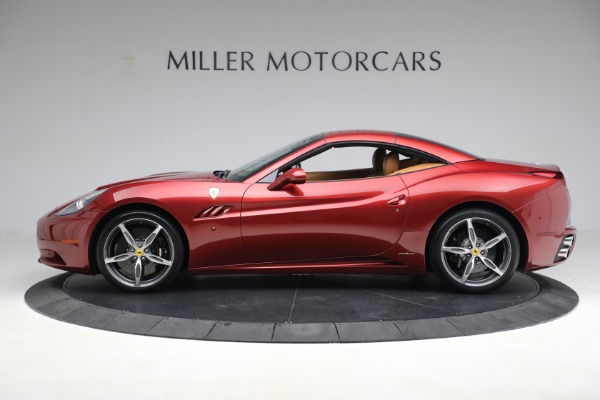 Used 2014 Ferrari California for sale $136,900 at Bugatti of Greenwich in Greenwich CT 06830 14